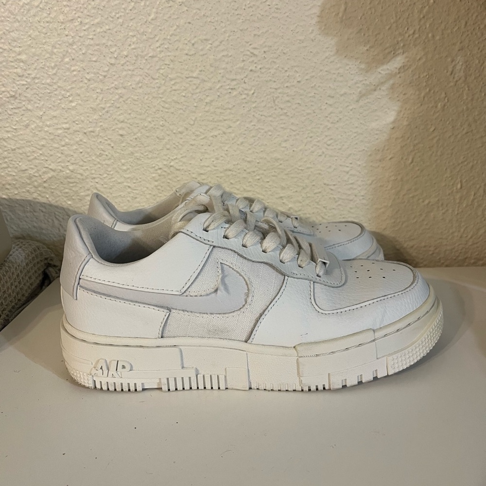 nike air force 1 pixel